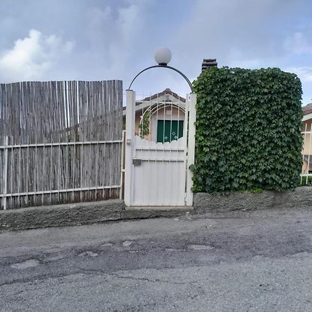 فيلا Mansarda A نولي المظهر الخارجي الصورة